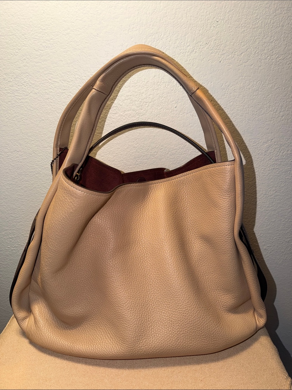 COACH BANDIT HOBO 39
BEECHWOOD/BLACK-COPPER - Picture 4 of 12